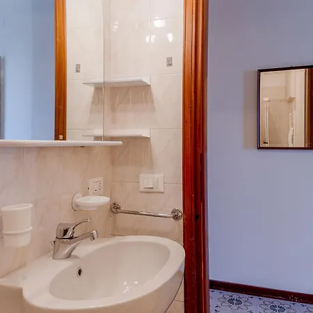 Guesthost - Turchese Seaview Apartamento San Remo