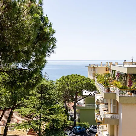 Guesthost - Turchese Seaview * San Remo